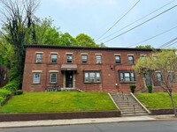 Building Photo - 800 Taylor St NE