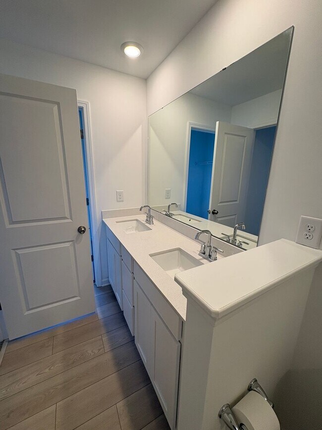 Building Photo - New Construction Townhome Near Reid School Road 3 Bedroom 2 Bath!!!!
