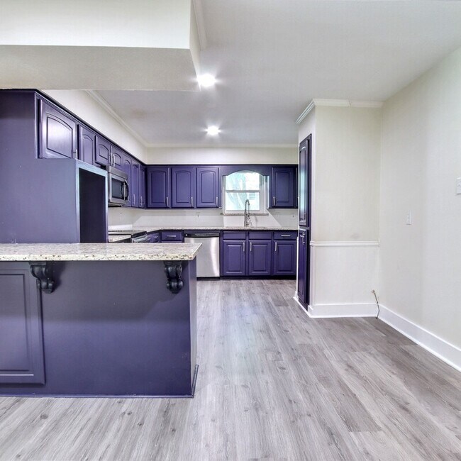 Building Photo - 5708 Flamingo Ct