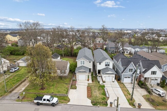 Building Photo - 6368 Alamo Pl