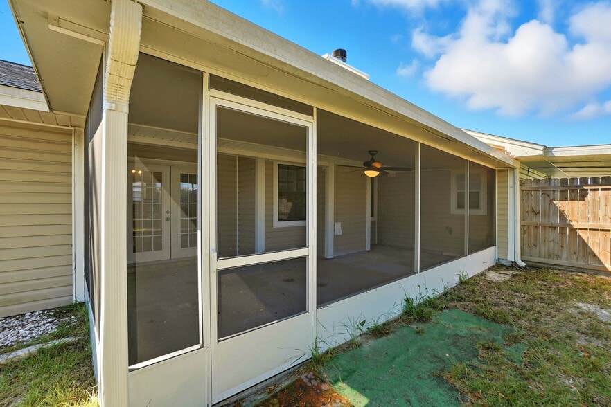 Building Photo - 2107 Geralo Ln