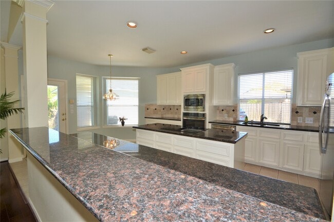 Building Photo - 1711 Emma Cove Ct