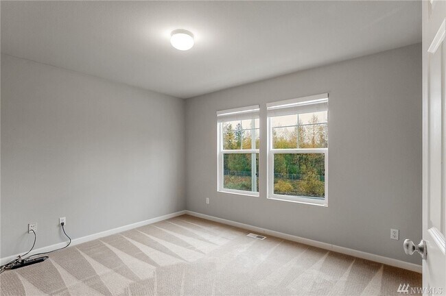 Building Photo - 14308 48th Dr SE