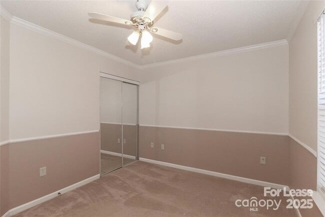 Building Photo - 9408 Meadowmont View Dr