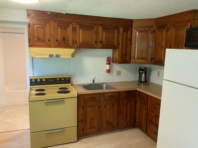 Building Photo - 886 VT RTE 110