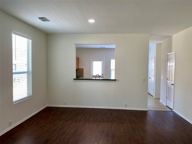 Building Photo - 29726 Sullivan Oaks Dr