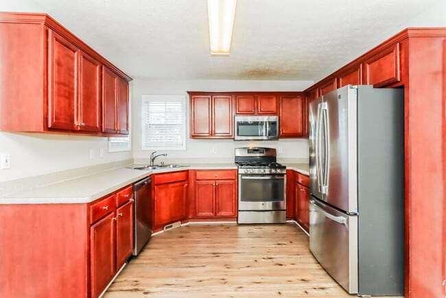 Building Photo - 106 Providence Way