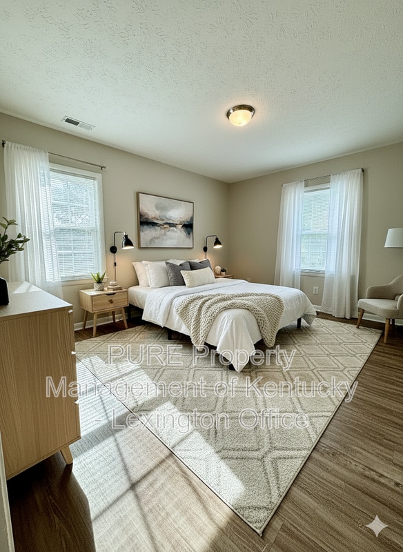 Building Photo - 564 Ohio St