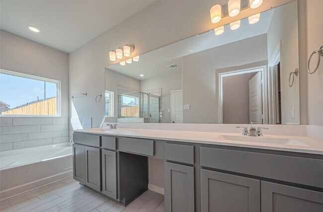 Building Photo - 22807 Ephesus Ave