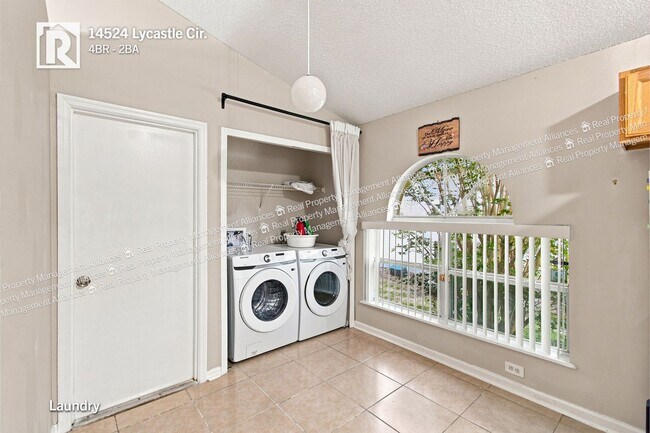 Building Photo - 14524 Lycastle Cir