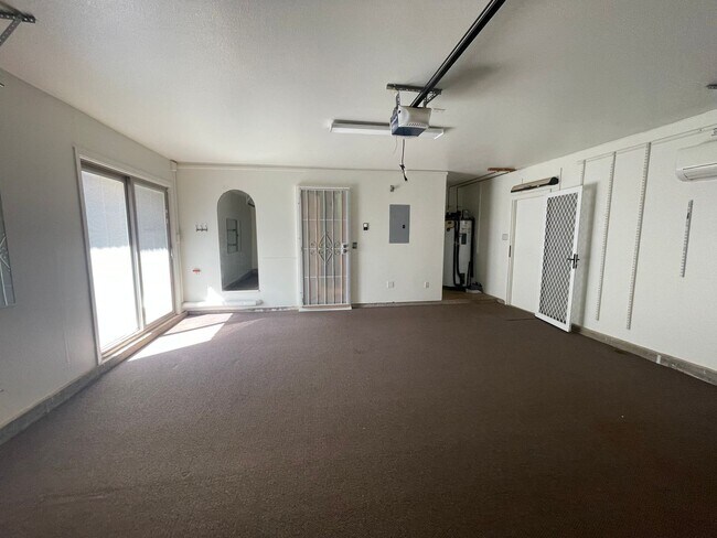 Building Photo - Single Family Home in Kapolei at the Village of Malanai