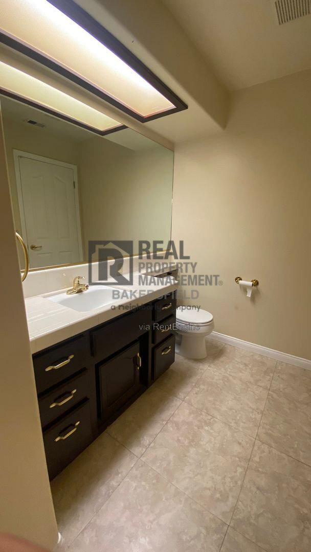 Building Photo - 10916 Stony Point Dr