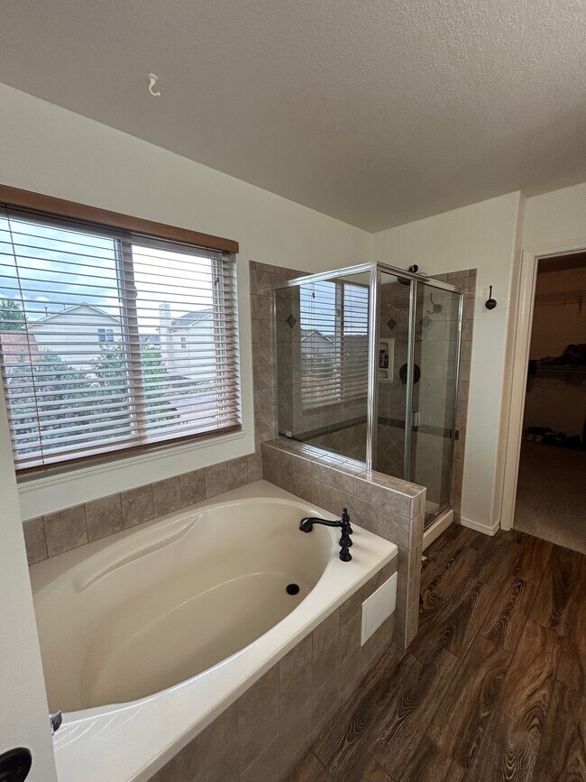 Building Photo - 7368 Prythania Park Dr