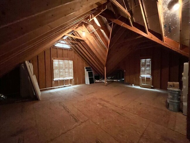 Building Photo - 535 Guilford Cir