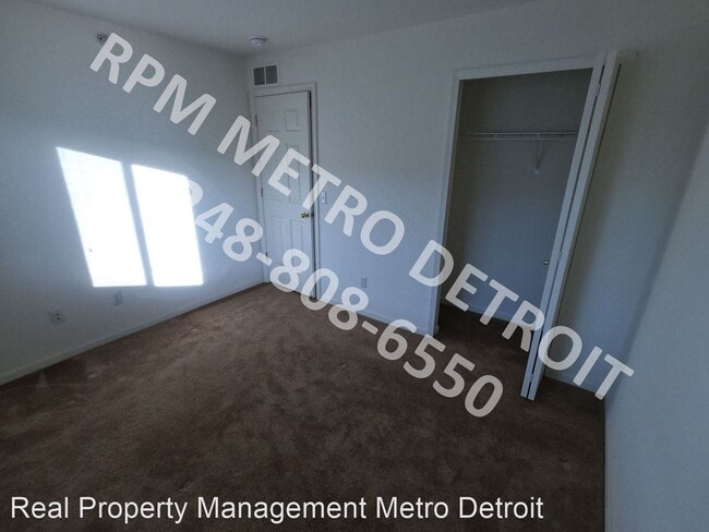 Building Photo - 3 br, 3 bath House - 1128 Faulkner N Bldg #E