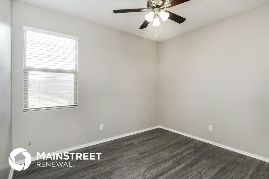 Building Photo - 2920 W Jessica Ln