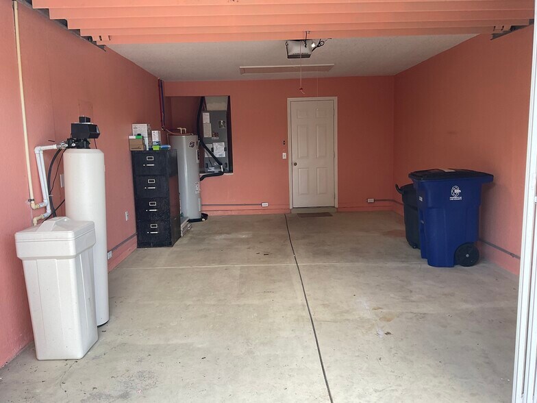 Building Photo - 100 Islamorada Blvd