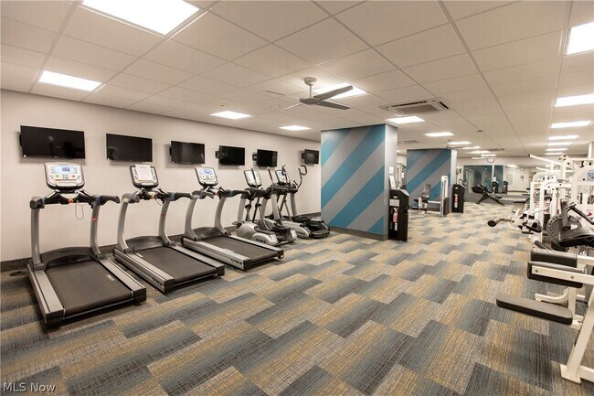 Building Photo - 12900 Lake Ave