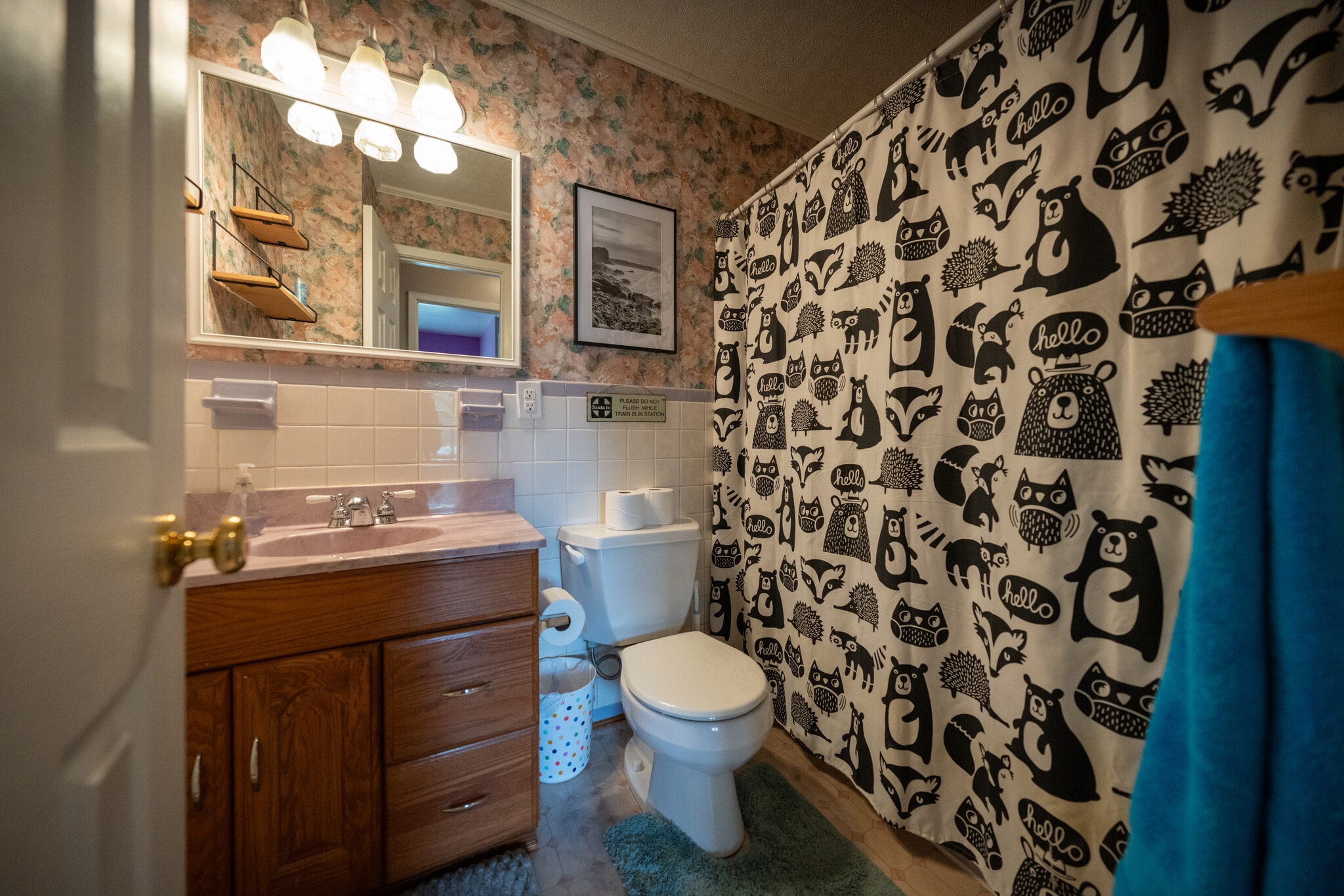 Bathroom 1 - 316 Russelcroft Rd