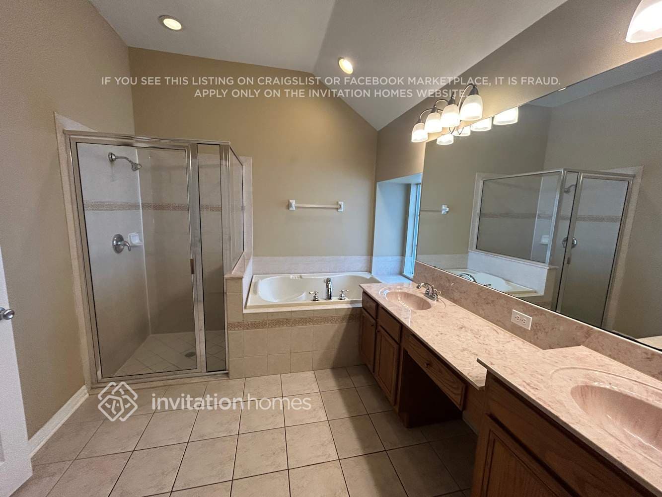 Building Photo - 6021 Churchside Dr