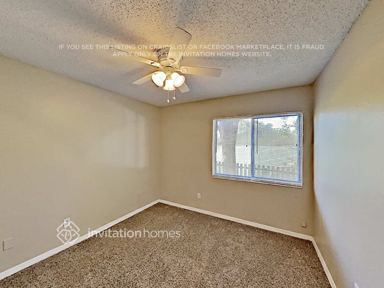 Building Photo - 113 Holderness Dr