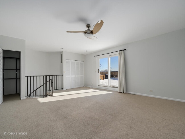 Building Photo - 2225 W Wabansia Ave