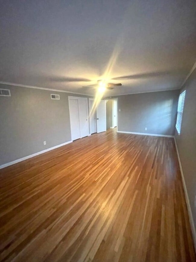 Building Photo - Newly Renovated Home In Raleigh