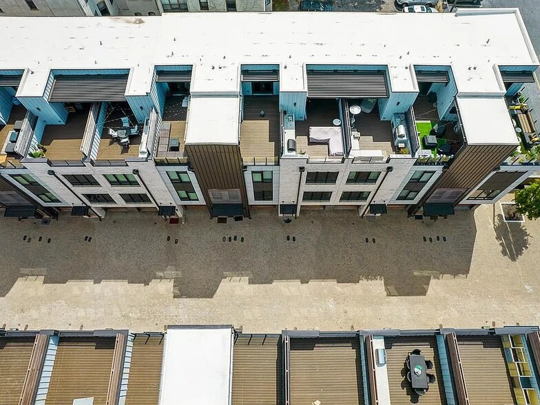 Building Photo - 117 City View Ct NE