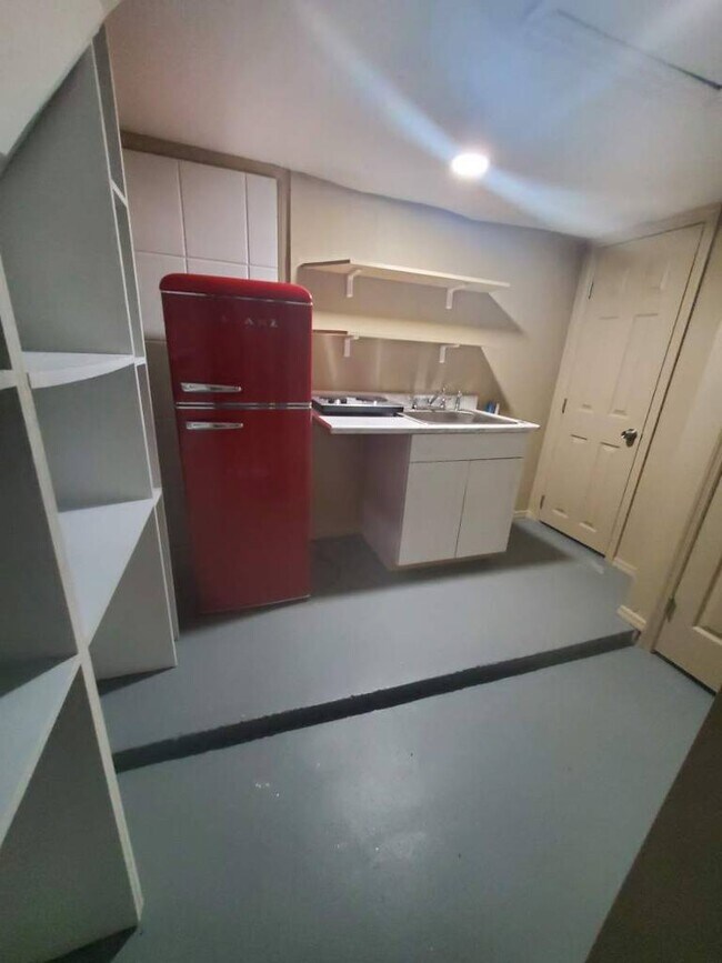 Building Photo - 4620 Aegean Ave