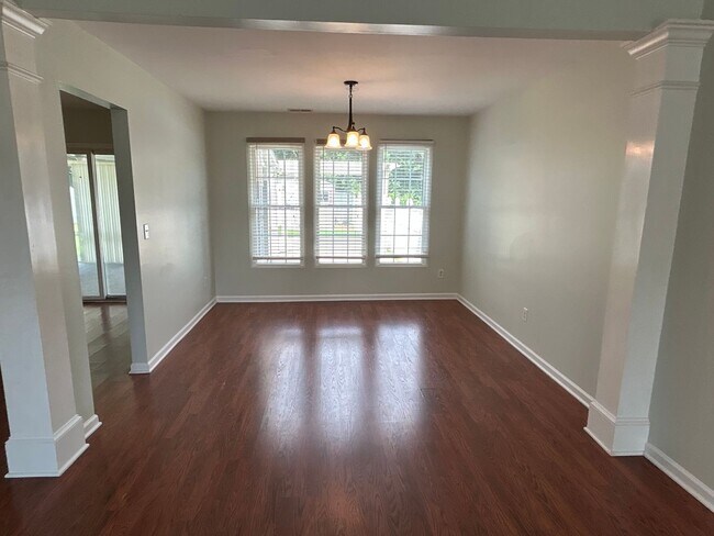 Building Photo - 3 Bed | 2.5 Bath Home in Raleigh with a Su...