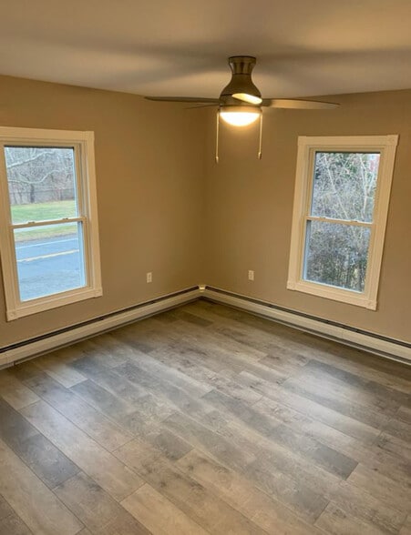 Bedroom 3 - 1744 Farmington Ave