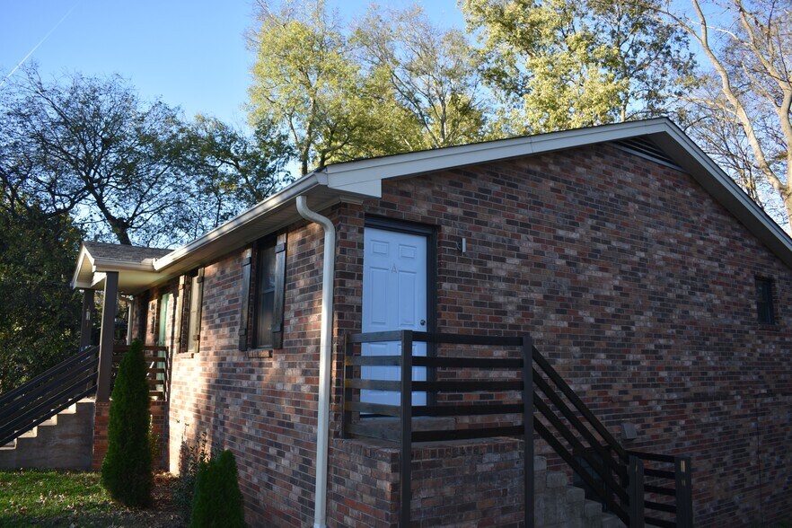 Entrance to Unit A - 610 River Rouge Dr, Unit A