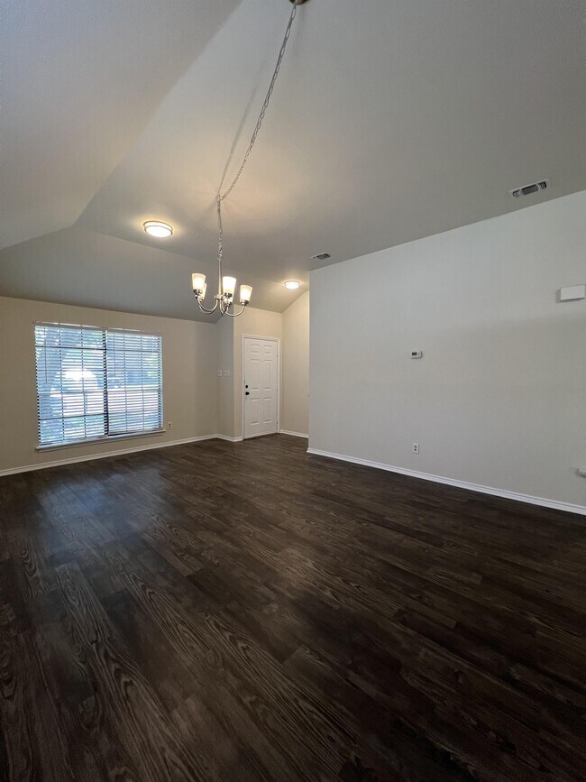 Building Photo - 3701 Habersham