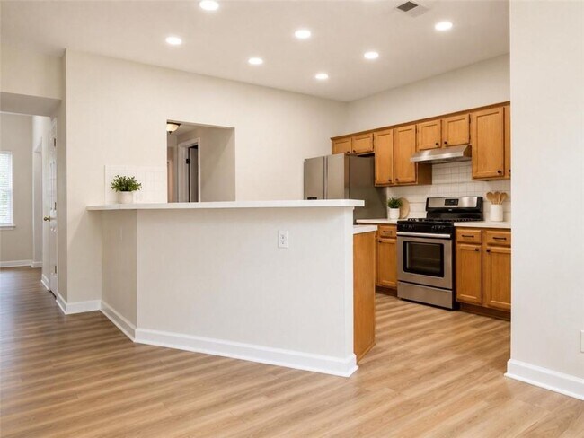 Building Photo - 1630 Green Oak Cir NW