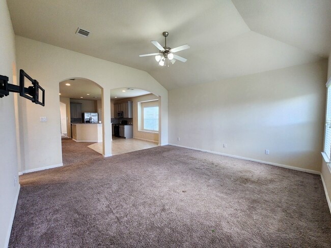 Building Photo - 2119 Del Mar Dr