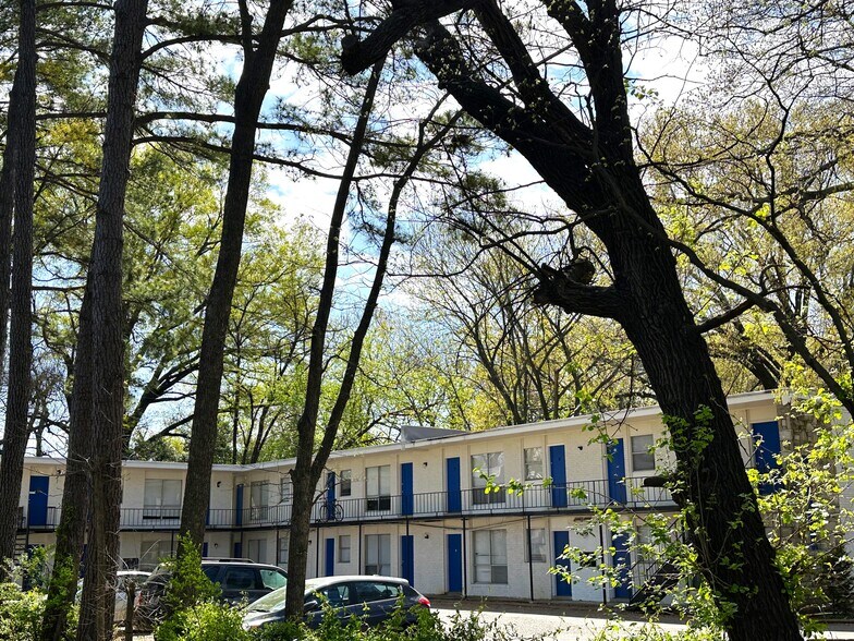 Building Photo - Grove at Patterson