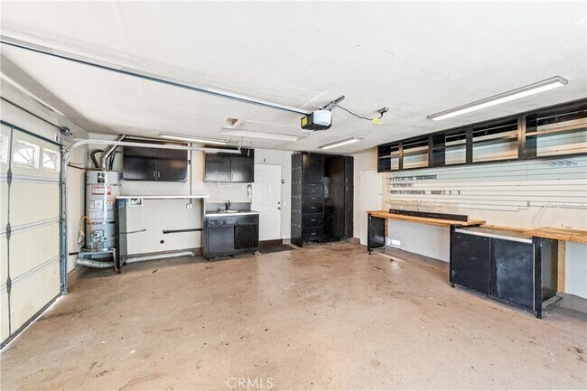 Building Photo - 16311 Woodstock Ln