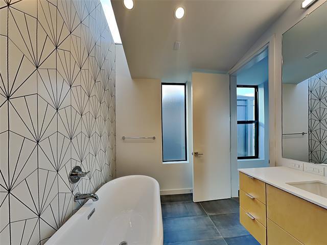 Building Photo - 109 Forest Star Dr