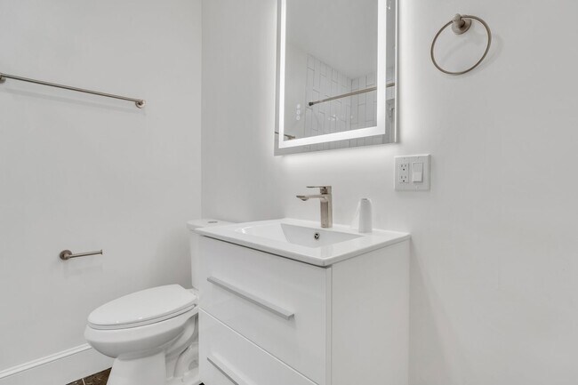 Building Photo - Amazing apartment in Brighton