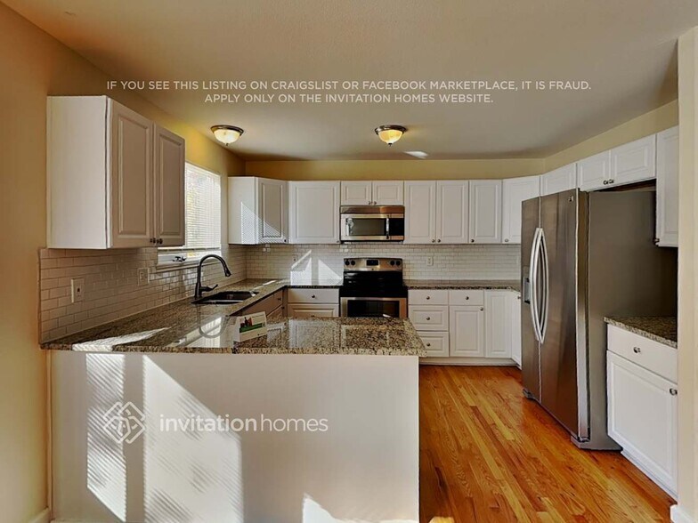 Building Photo - 9659 Marion Way