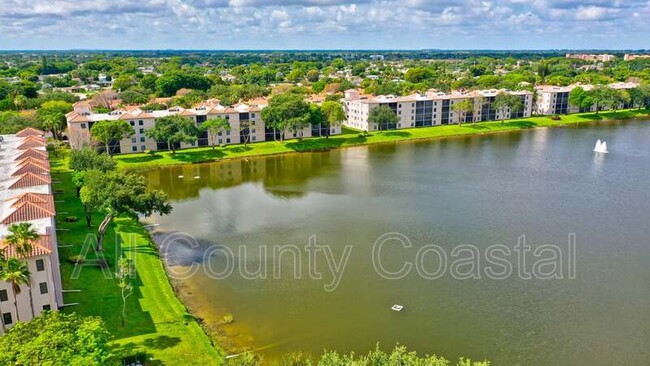 Building Photo - 6121 Pointe Regal Cir