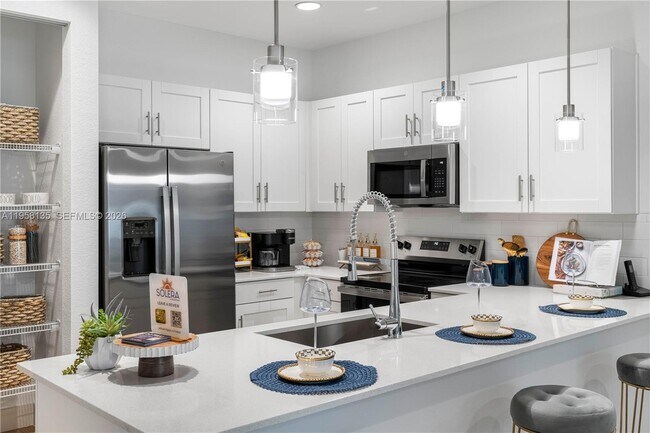 Building Photo - 7311 Ivory Spg Wy