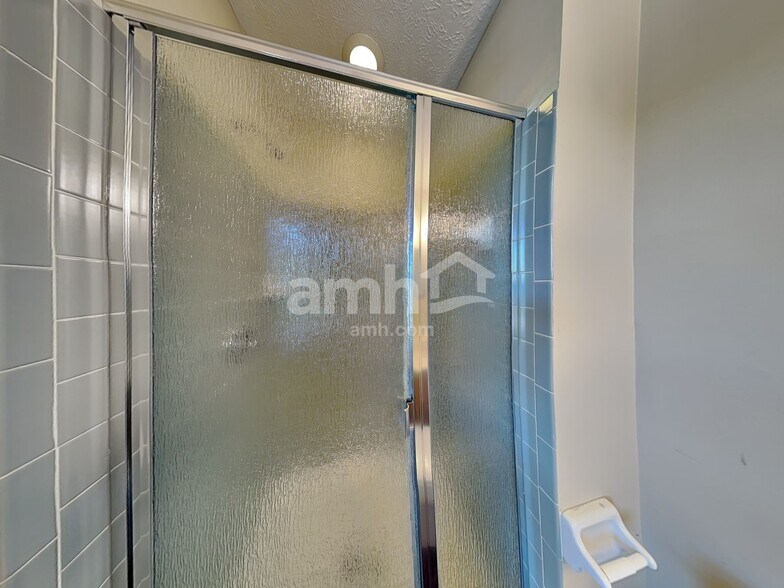 Building Photo - 3300 Darby Glen Blvd