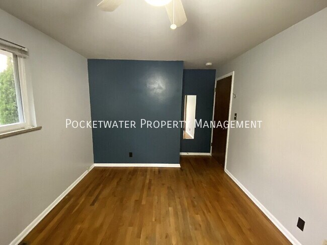 Building Photo - 740 37th St