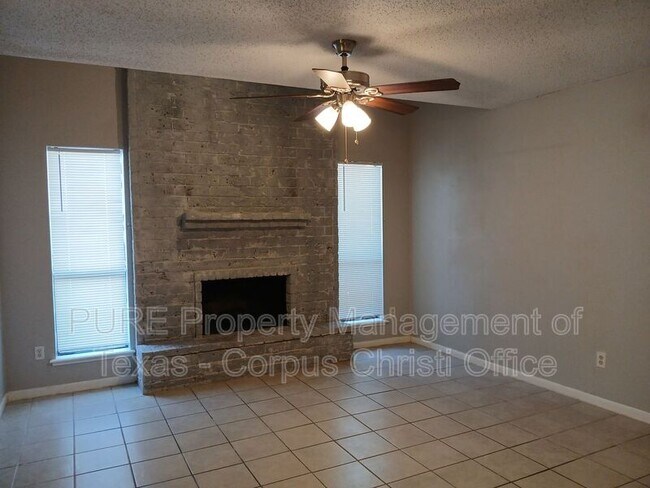 Building Photo - 5001 Middlecoff Cir