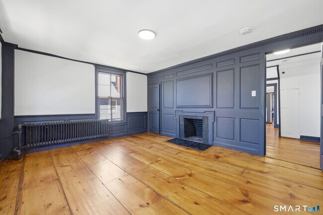 Building Photo - 883 Worthington Ridge
