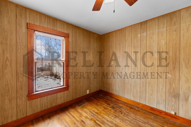Building Photo - 118 S Sedgwick St
