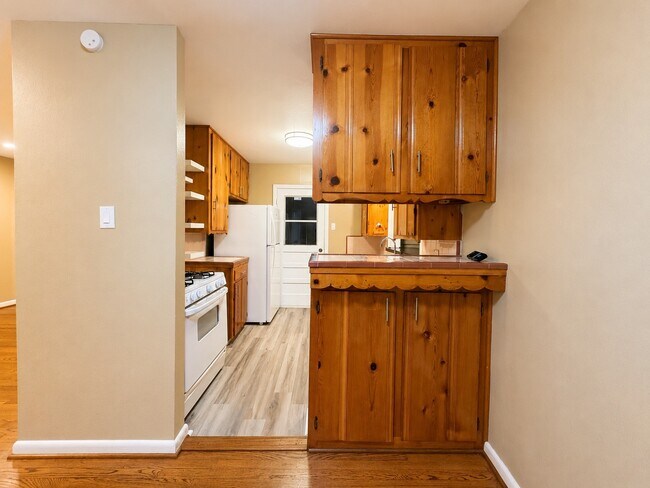 Building Photo - 1506 Ansbury Dr