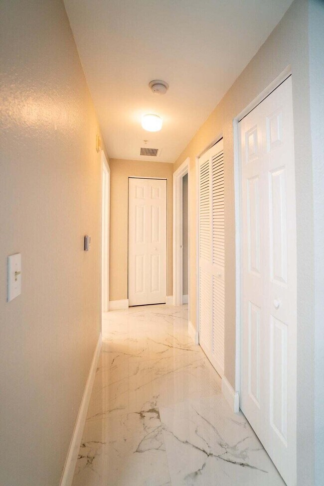 Building Photo - 2727 Anzio Ct