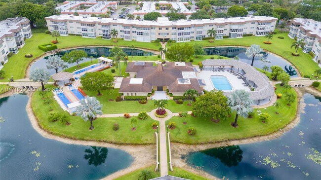 Building Photo - 5003 NW 35th St